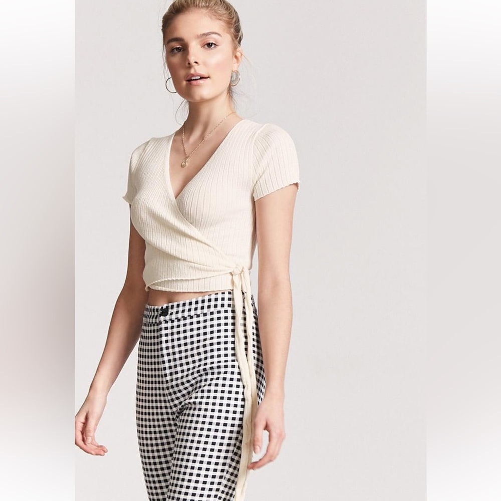 NWOT Forever 21 White Ribbed Wrap Crop Top M